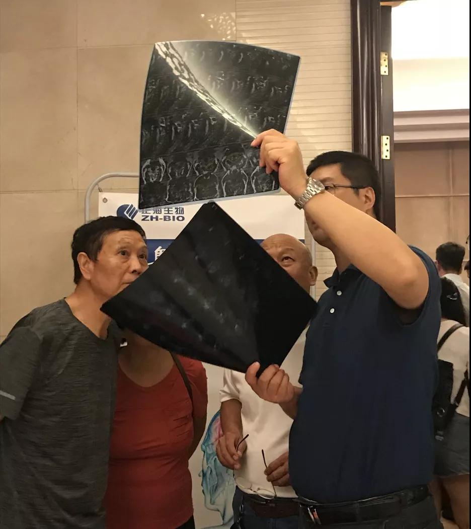 5dfcc63b7643c.jpg 444.jpg